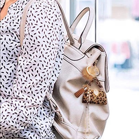 Beautiful Purse Accessory / Key Chain - Picture 5 of 7